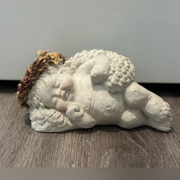 Dreamsicles Collectible Figurine Sleeping Cherub - Picture 1 of 5
